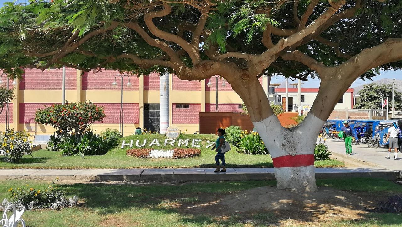 Hospedaje De Los Reyes Huarmey Exterior photo
